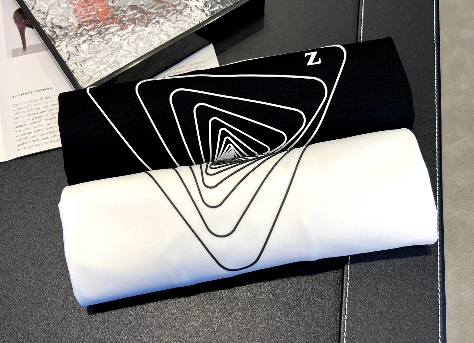 New Arrival logo： ： ： / Sizes：M~3XL